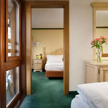 Hotel Th Pila 4*